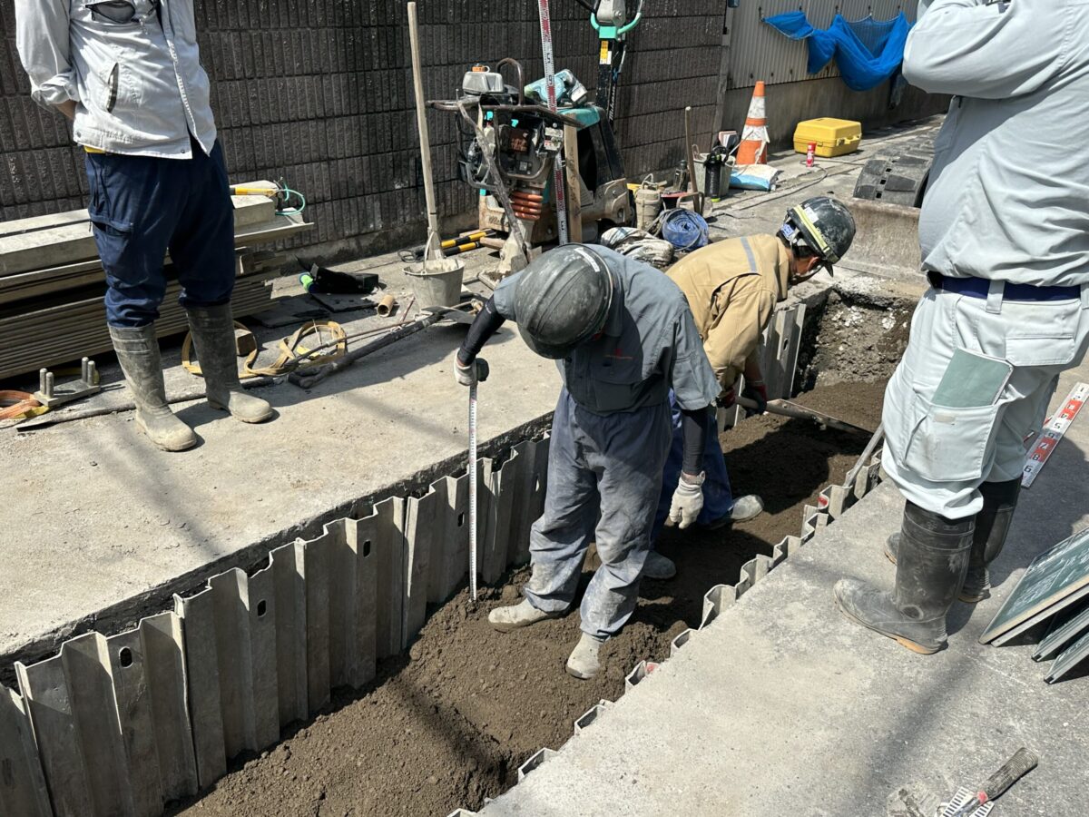 現場はすぐそこ